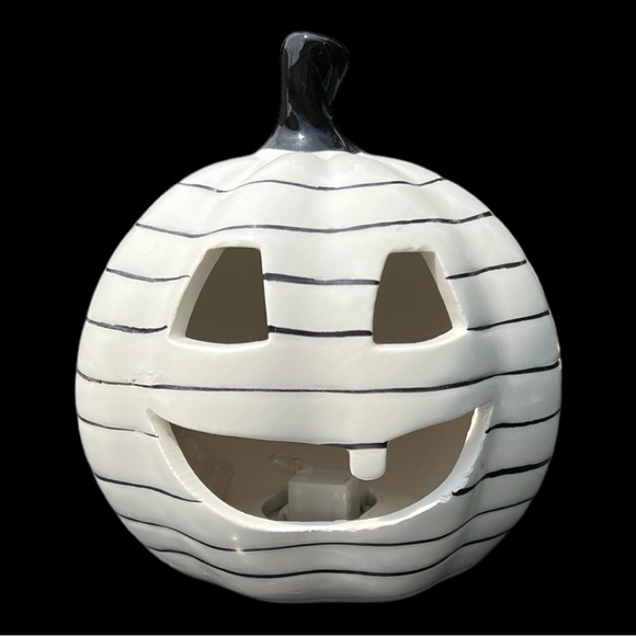 Other - Target Bullseye 2021 Light Up Striped Jack O Lantern Pumpkin